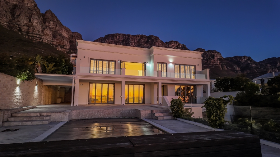 4 Bedroom Property for Sale in Bakoven Western Cape